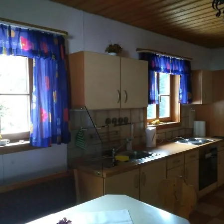 Apartment Ferienwohnung-quellenhof-altes-bauernhaus